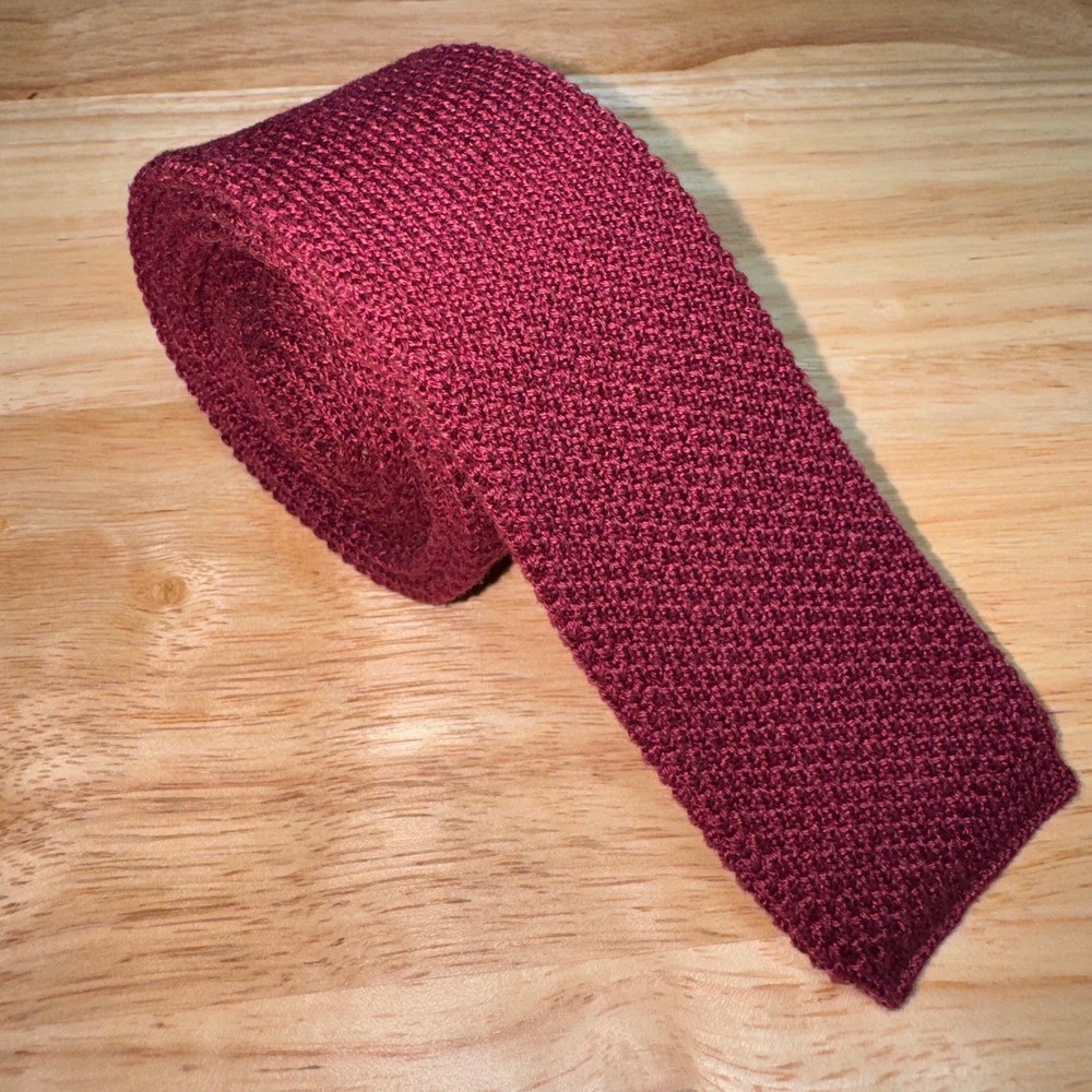 Vintage 100% Lisle Cotton Mens Burgundy Knit Tie Square End Narrow USA Made